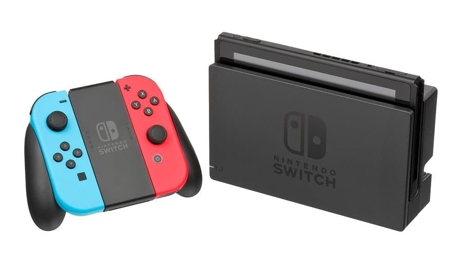 Nintendo Switch + Mario Kart 8 + Pro Controller